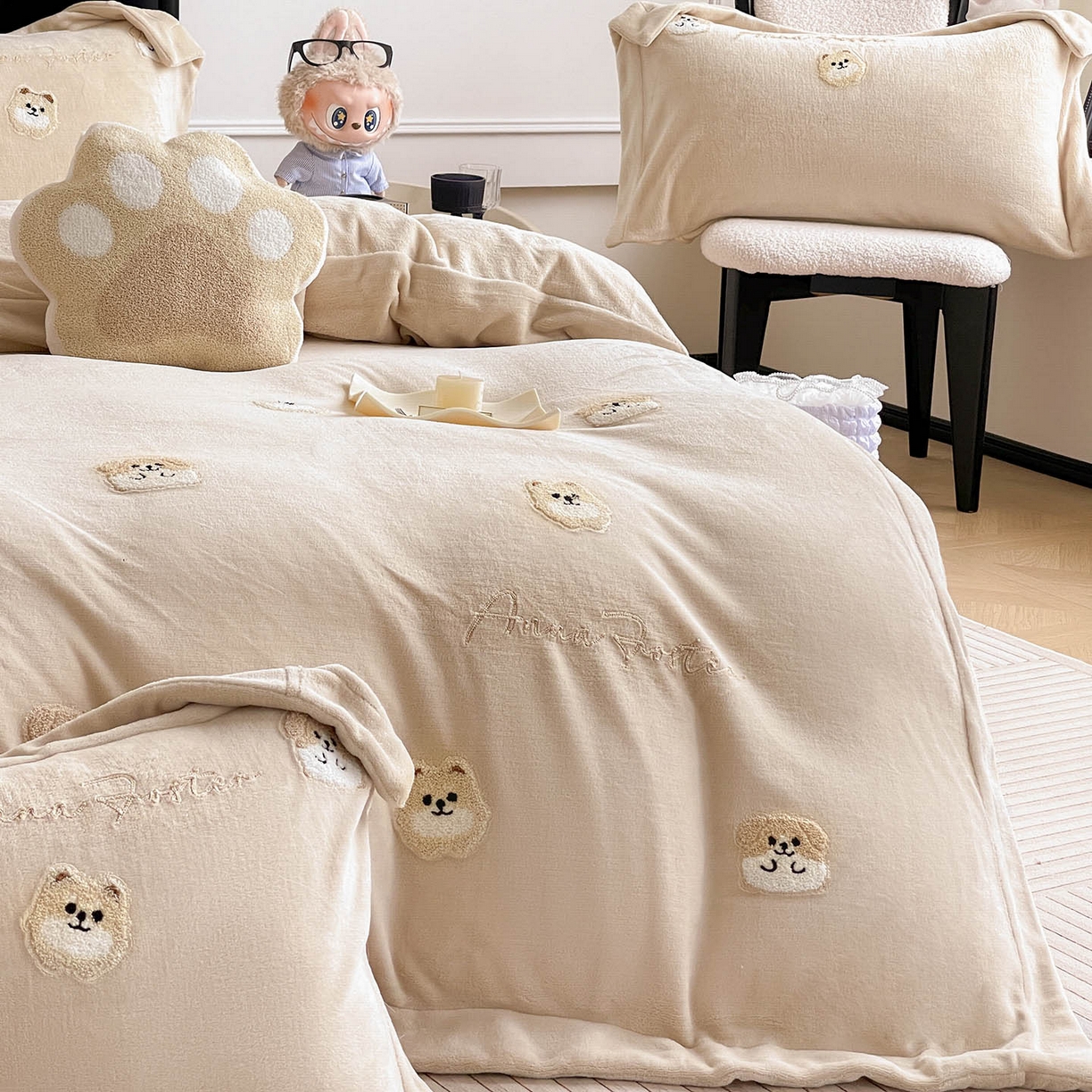 91家纺网 家纺一手货源 找家纺  2025新款A类双面加厚保暖加绒宝宝绒刺绣被套床单卡通可爱床上用品牛奶绒四件套-元气萌宝 元气萌宝-暖棕