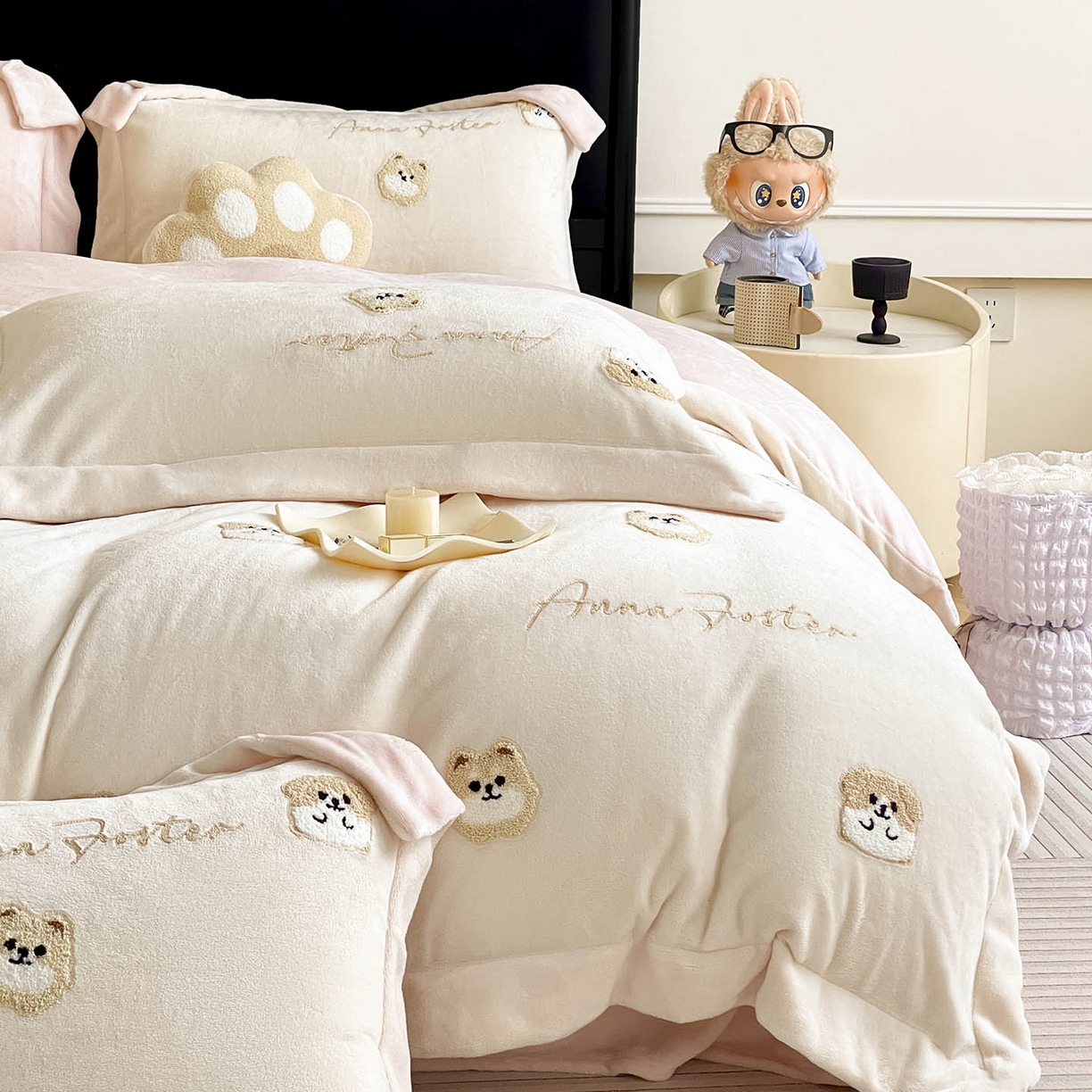 91家纺网 家纺一手货源 找家纺 （总）乔利卡沃 2025新款A类双面加厚保暖加绒宝宝绒刺绣被套床单卡通可爱床上用品牛奶绒四件套-元气萌宝