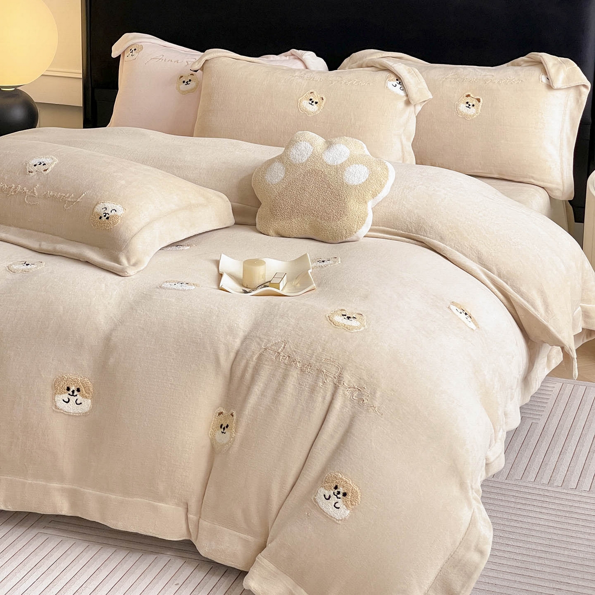 91家纺网 家纺一手货源 找家纺 （总）乔利卡沃 2025新款A类双面加厚保暖加绒宝宝绒刺绣被套床单卡通可爱床上用品牛奶绒四件套-元气萌宝