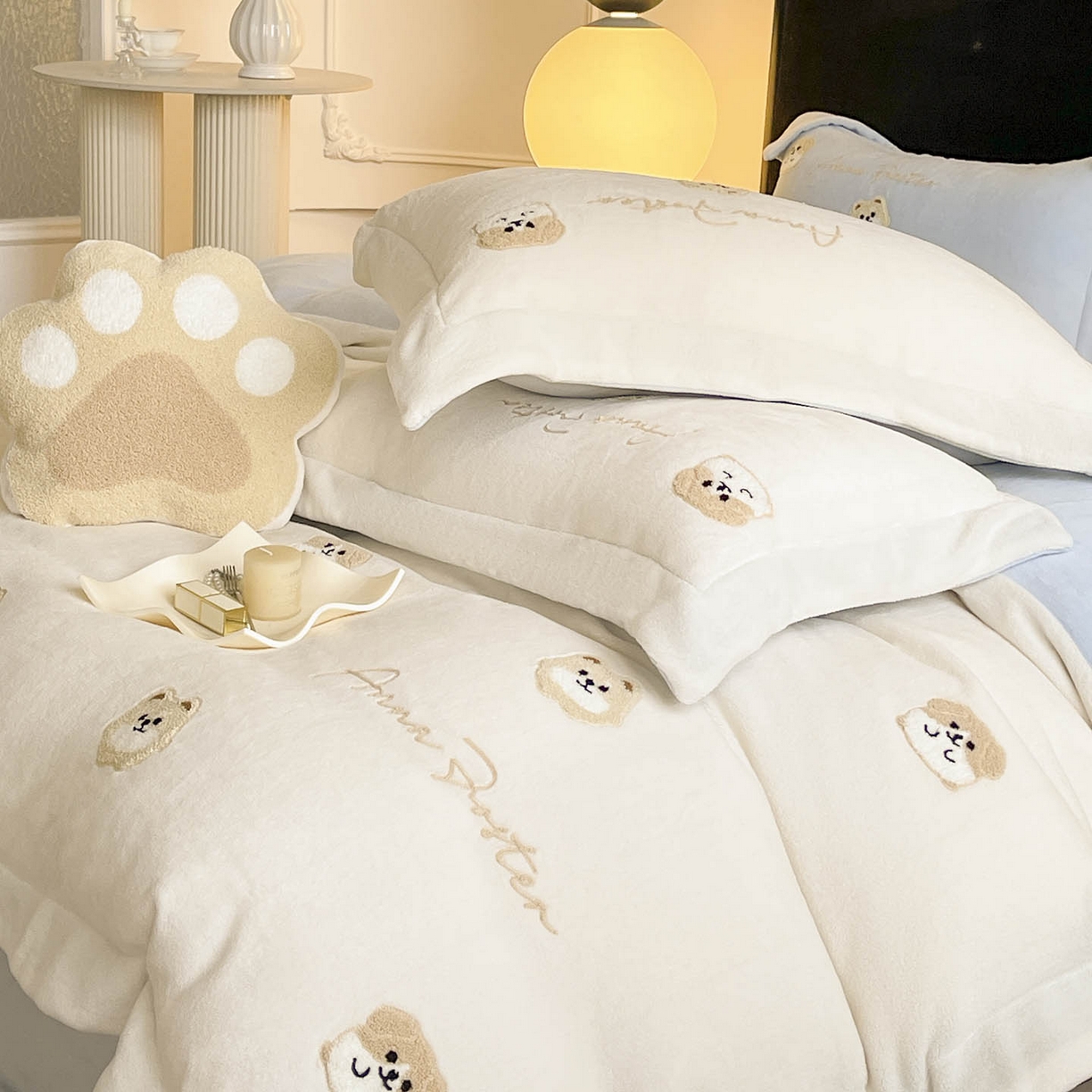 91家纺网 家纺一手货源 找家纺  2025新款A类双面加厚保暖加绒宝宝绒刺绣被套床单卡通可爱床上用品牛奶绒四件套-元气萌宝 元气萌宝-米蓝