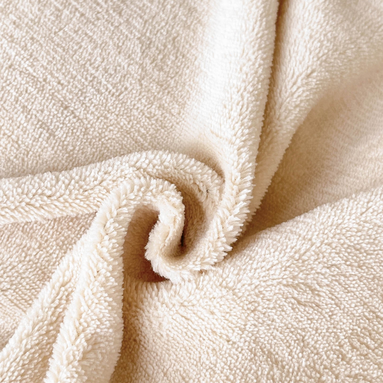 91家纺网 家纺一手货源 找家纺  2025新款A类双面加厚保暖加绒宝宝绒刺绣被套床单卡通可爱床上用品牛奶绒四件套-元气萌宝 元气萌宝-暖棕