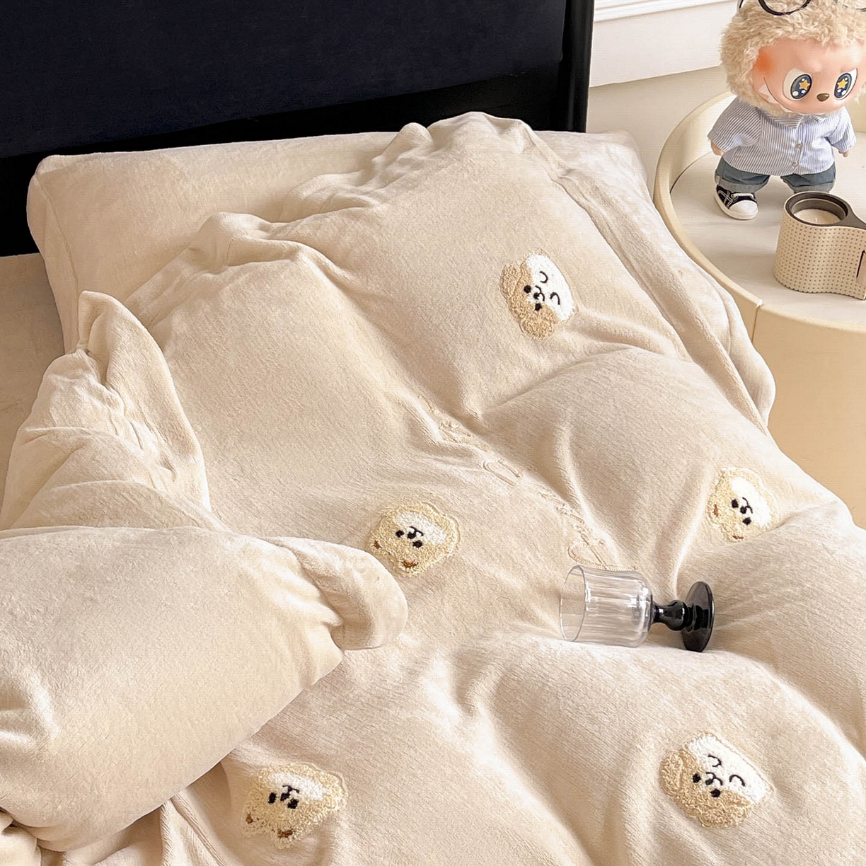 91家纺网 家纺一手货源 找家纺  2025新款A类双面加厚保暖加绒宝宝绒刺绣被套床单卡通可爱床上用品牛奶绒四件套-元气萌宝 元气萌宝-暖棕