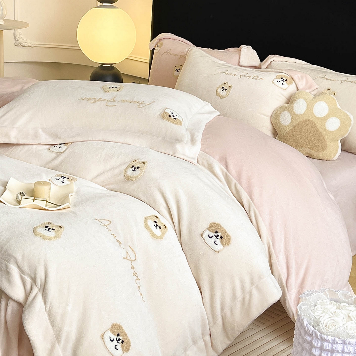 91家纺网 家纺一手货源 找家纺  2025新款A类双面加厚保暖加绒宝宝绒刺绣被套床单卡通可爱床上用品牛奶绒四件套-元气萌宝 元气萌宝-米粉