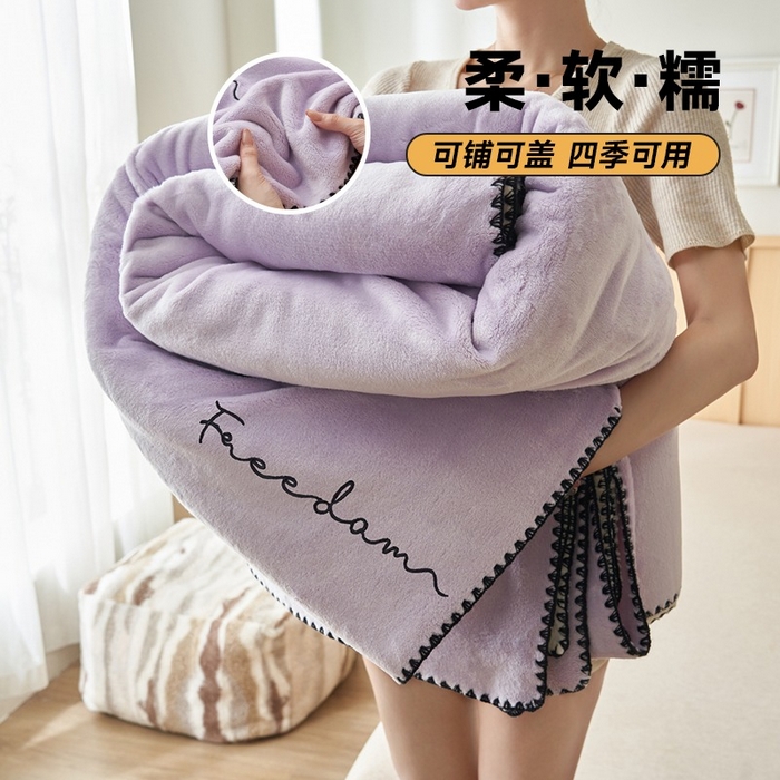 91家纺网 家纺一手货源 找家纺 艾佳2025新款卡通绣花款小华夫格毛毯毯子 华夫毯-蛋糕小兔粉