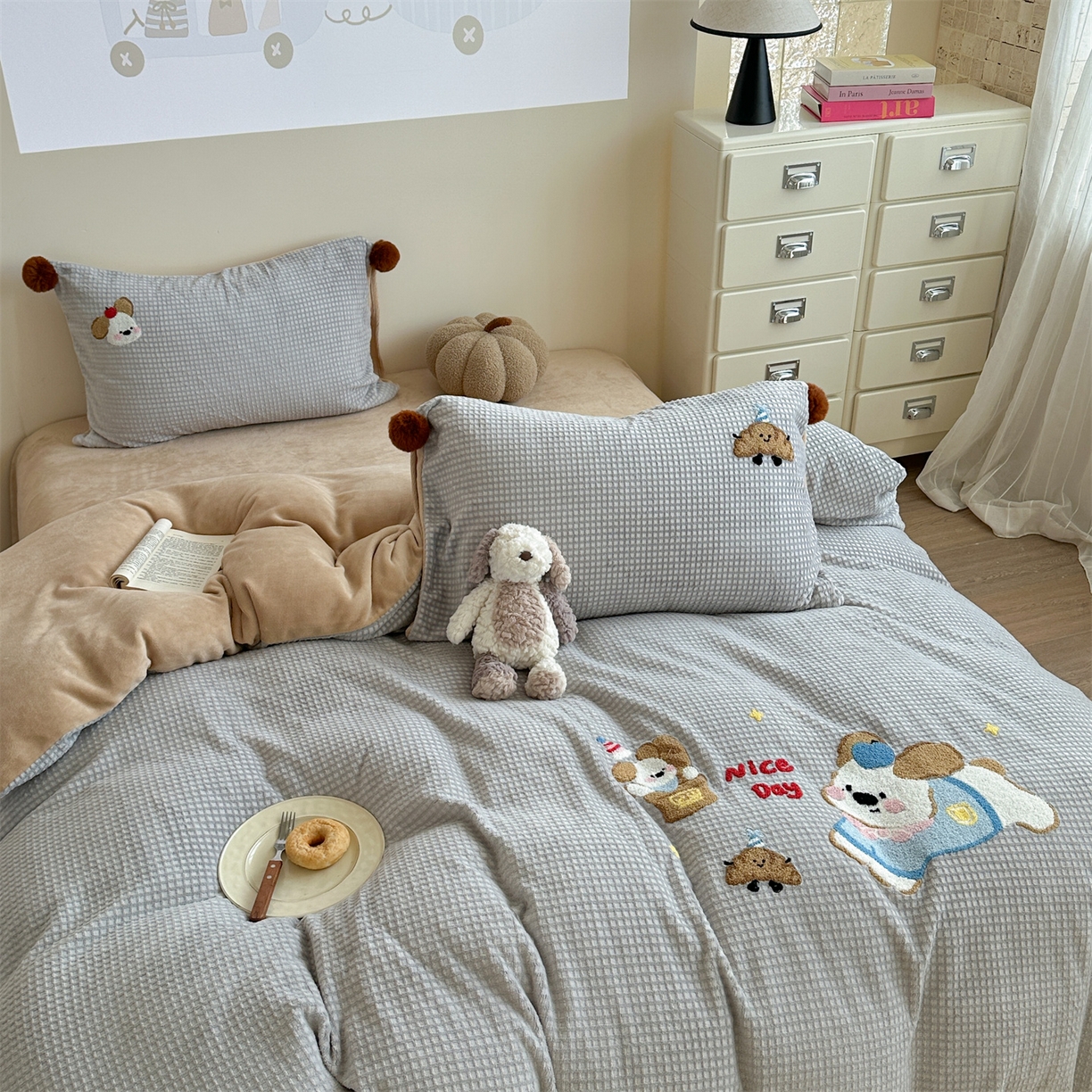 91家纺网 家纺一手货源 找家纺 （总）柚子YOUTH 2025新款华夫格提花绒刺绣四件套