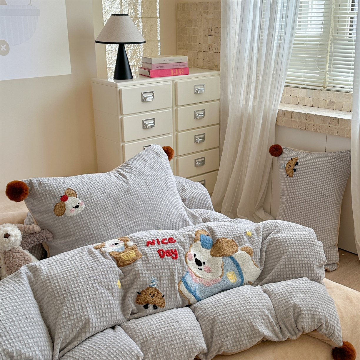 91家纺网 家纺一手货源 找家纺 （总）柚子YOUTH 2025新款华夫格提花绒刺绣四件套