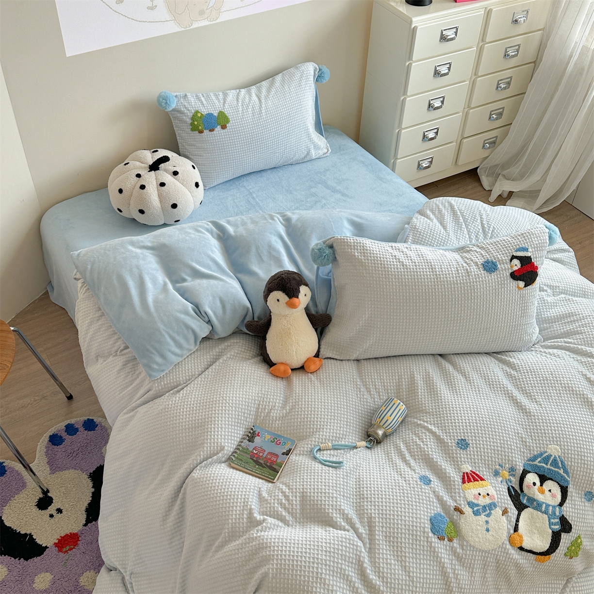 91家纺网 家纺一手货源 找家纺 柚子YOUTH 2025新款华夫格提花绒刺绣四件套 冰雪世界