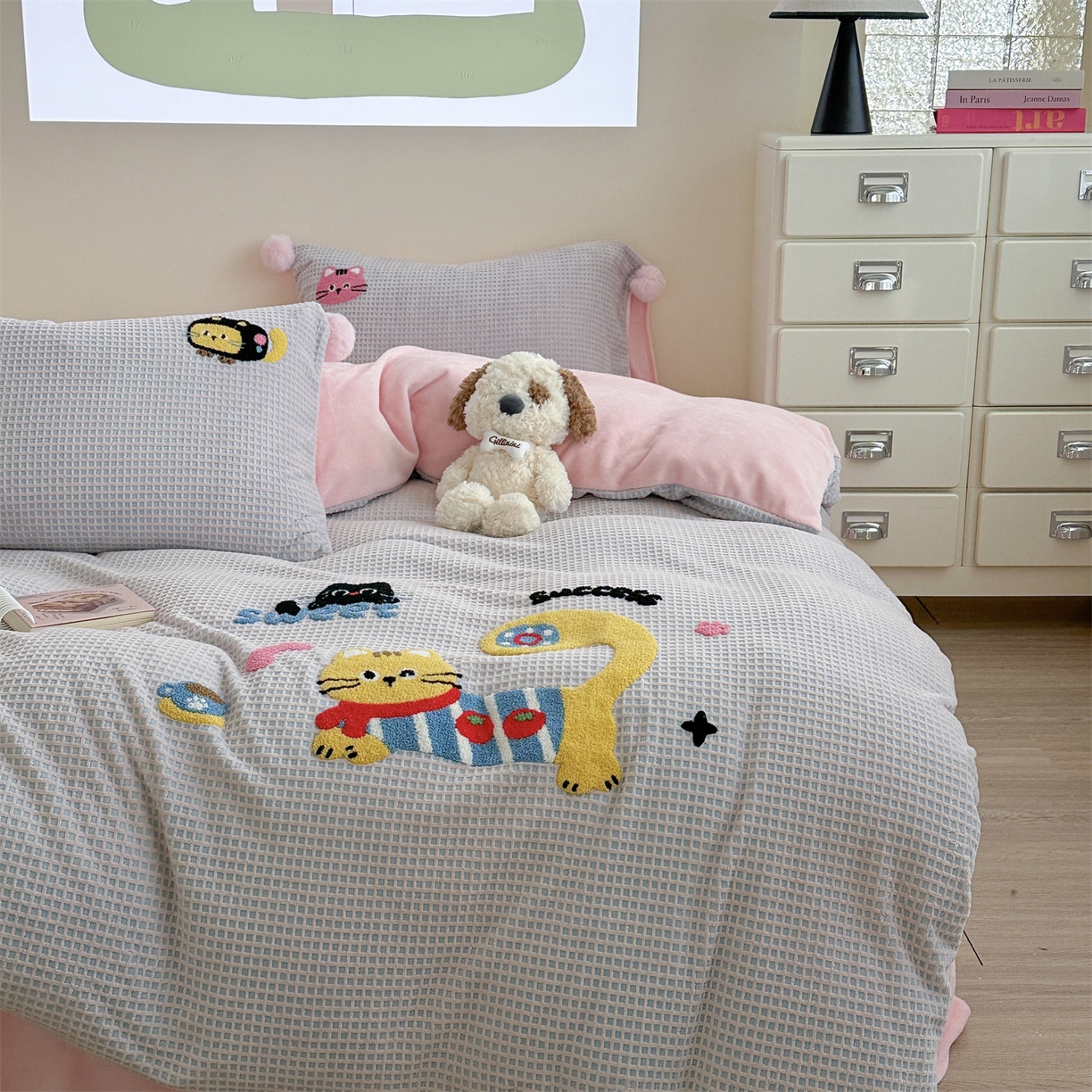 91家纺网 家纺一手货源 找家纺 柚子YOUTH 2025新款华夫格提花绒刺绣四件套 电话猫