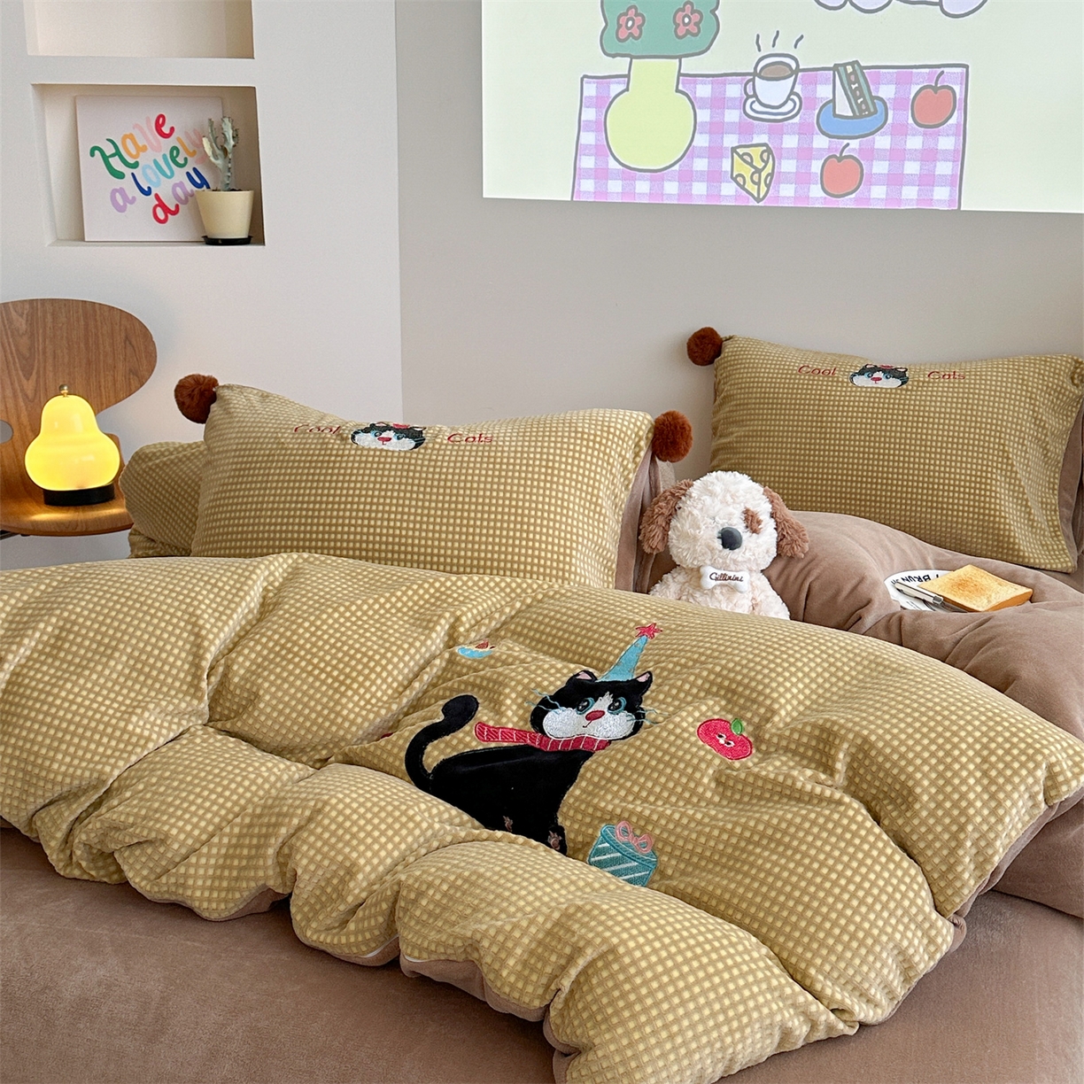 91家纺网 家纺一手货源 找家纺 柚子YOUTH 2025新款华夫格提花绒刺绣四件套 黑猫的礼物