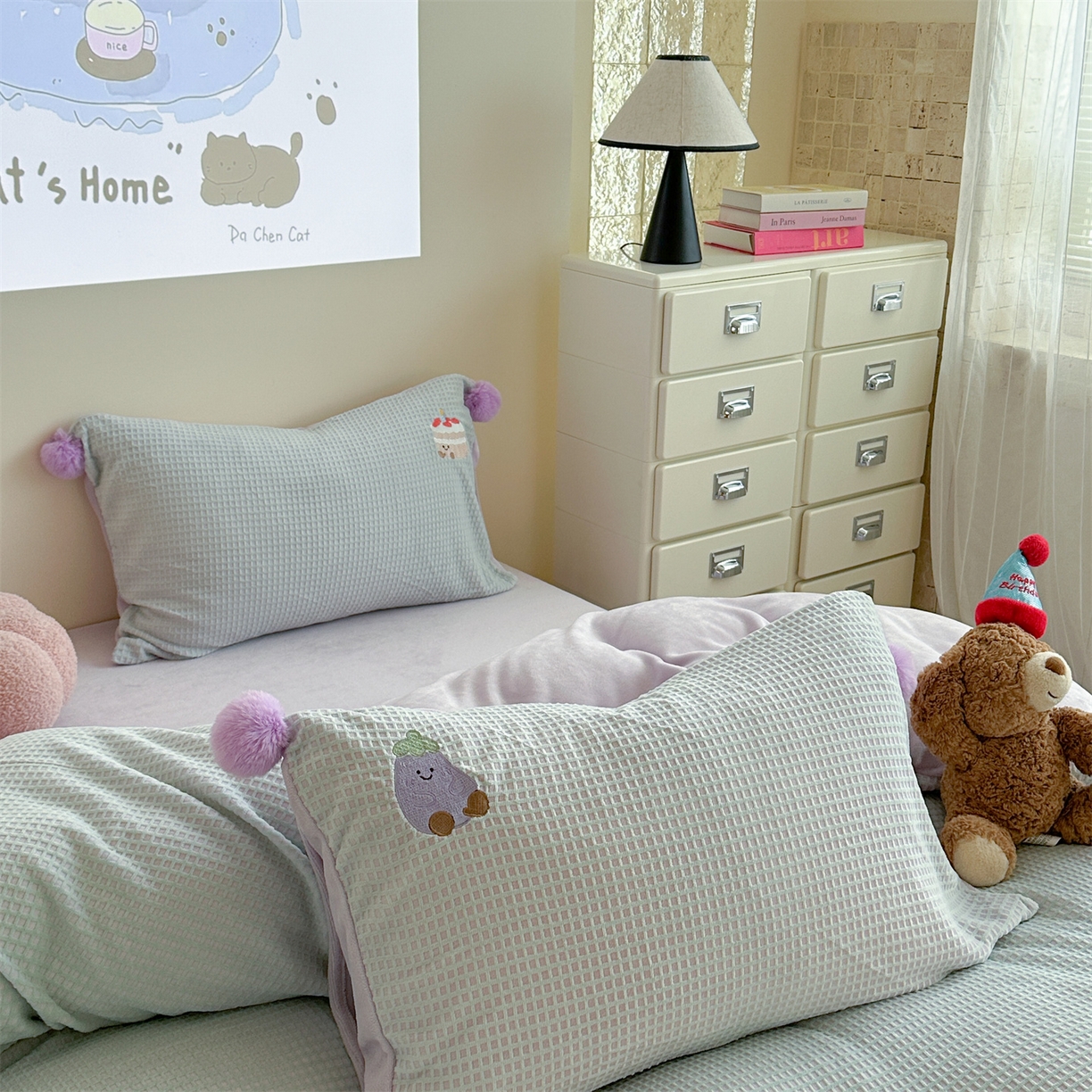 91家纺网 家纺一手货源 找家纺 柚子YOUTH 2025新款华夫格提花绒刺绣四件套 茄子蛋糕屋