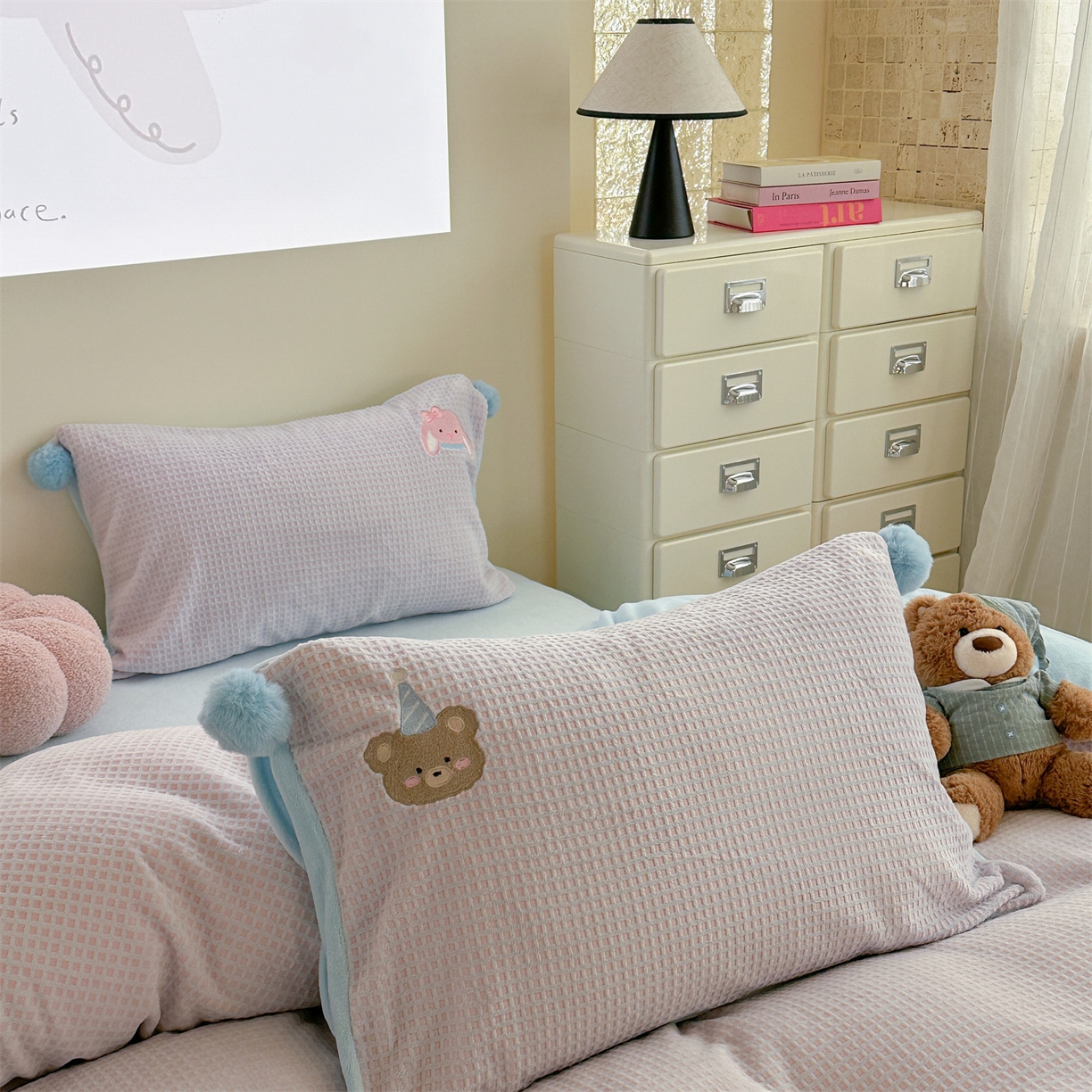 91家纺网 家纺一手货源 找家纺 柚子YOUTH 2025新款华夫格提花绒刺绣四件套 月亮气球