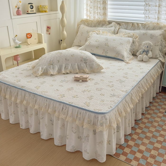 91家纺网 家纺一手货源 找家纺 家之硕家纺 2025新款立体雕花可拆洗牛奶绒床裙四件套 田园生活