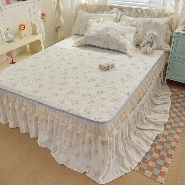 91家纺网 家纺一手货源 找家纺 家之硕家纺 2025新款立体雕花可拆洗牛奶绒床裙四件套 田园生活