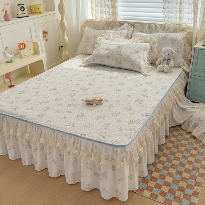 91家纺网 家纺一手货源 找家纺 家之硕家纺 2025新款立体雕花可拆洗牛奶绒床裙四件套 田园生活