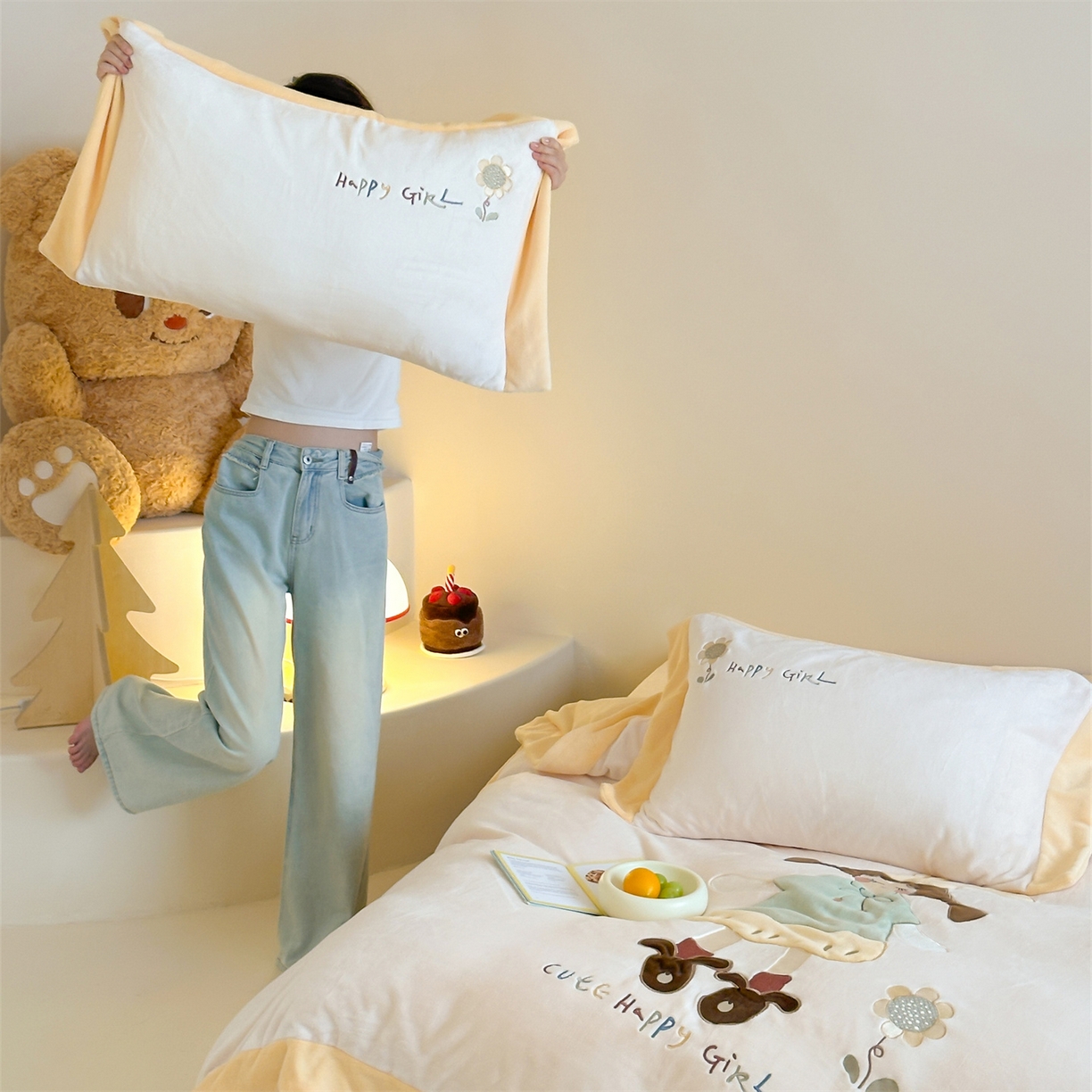 91家纺网 家纺一手货源 找家纺 泽西家纺+V17798841158发大图 2025新品秋冬加厚保暖240克奶肤绒宽边卡通贴布绣牛奶绒四件套 童梦园- 黄