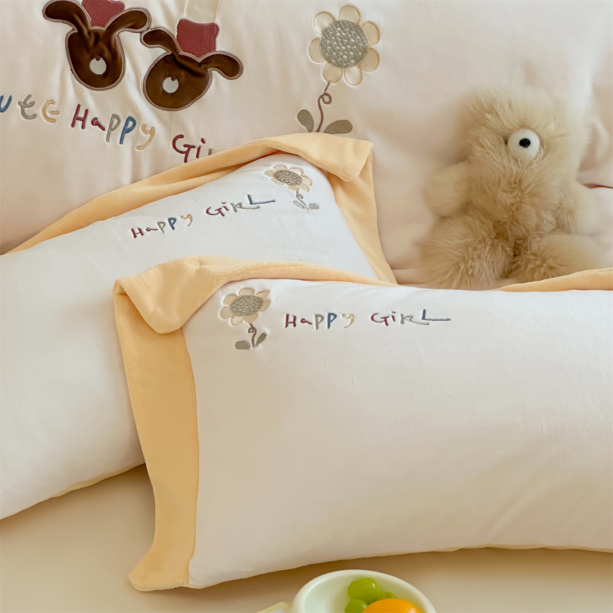 91家纺网 家纺一手货源 找家纺 泽西家纺+V17798841158发大图 2025新品秋冬加厚保暖240克奶肤绒宽边卡通贴布绣牛奶绒四件套 童梦园- 黄