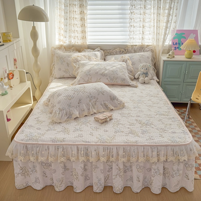 91家纺网 家纺一手货源 找家纺 家之硕家纺 2025新款立体雕花可拆洗牛奶绒枕套系列 花韵