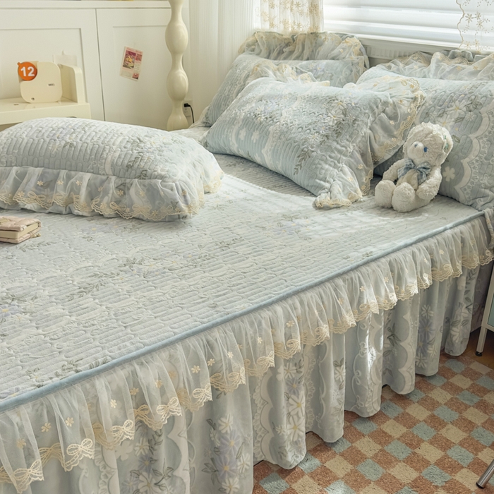 91家纺网 家纺一手货源 找家纺 家之硕家纺 2025新款立体雕花可拆洗牛奶绒枕套系列 安妮绿