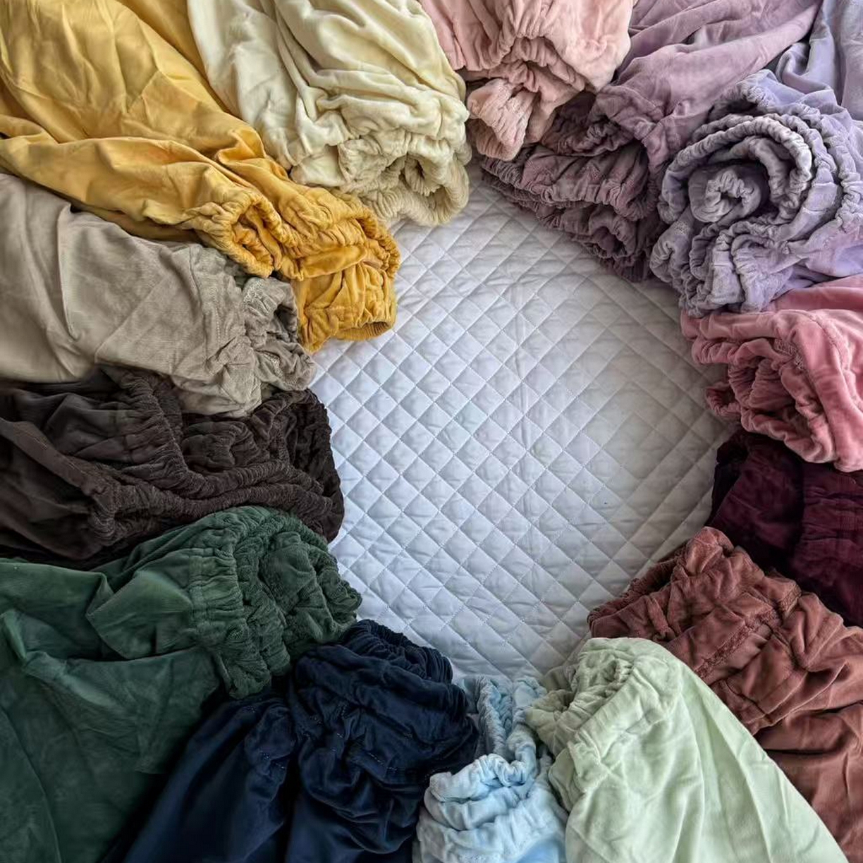 91家纺网 家纺一手货源 找家纺 （总）例外 2025新款日式良品190克高克重天鹅绒系列纯色四件套单品