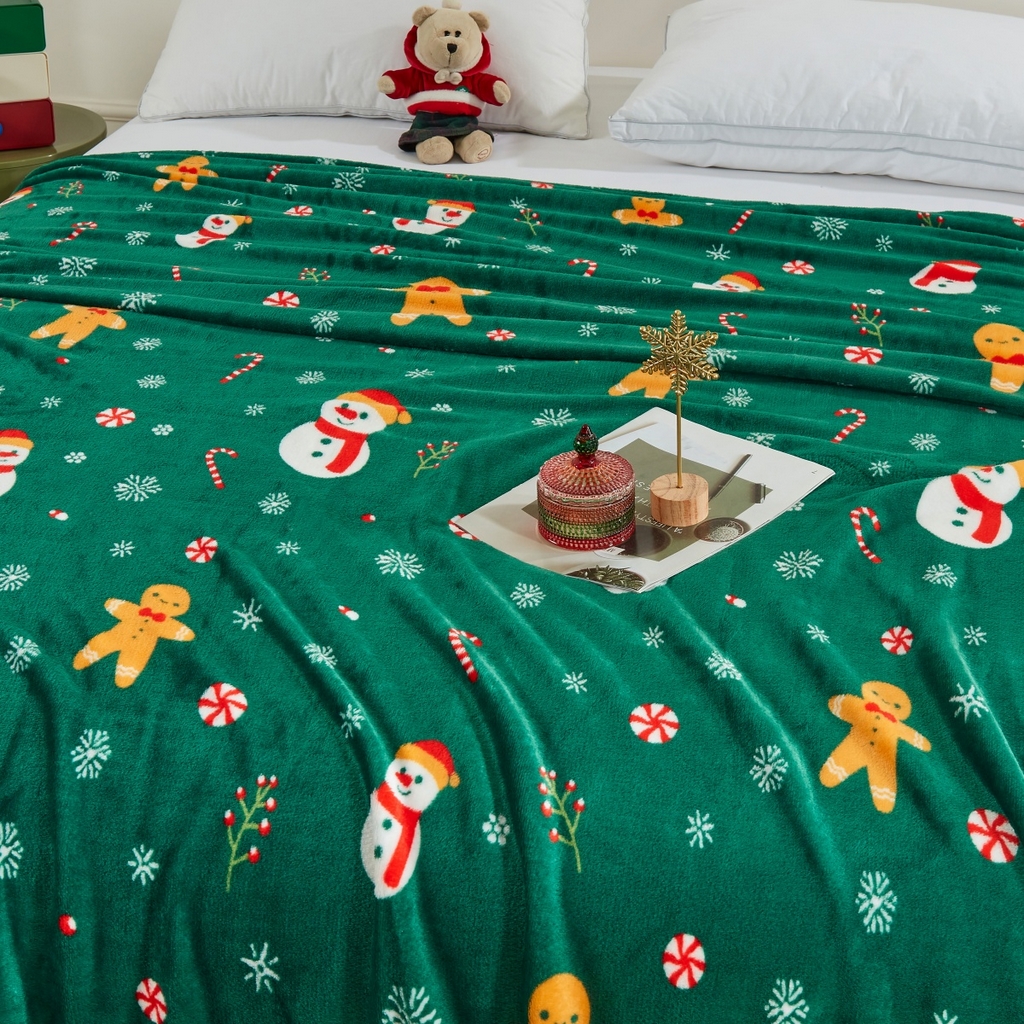 91家纺网 家纺一手货源 找家纺 悦织湾家纺 2025新款圣诞风双面绒毛毯毯子牛奶绒印花法兰绒210克重法莱绒可铺可盖床单被子 绿色雪人