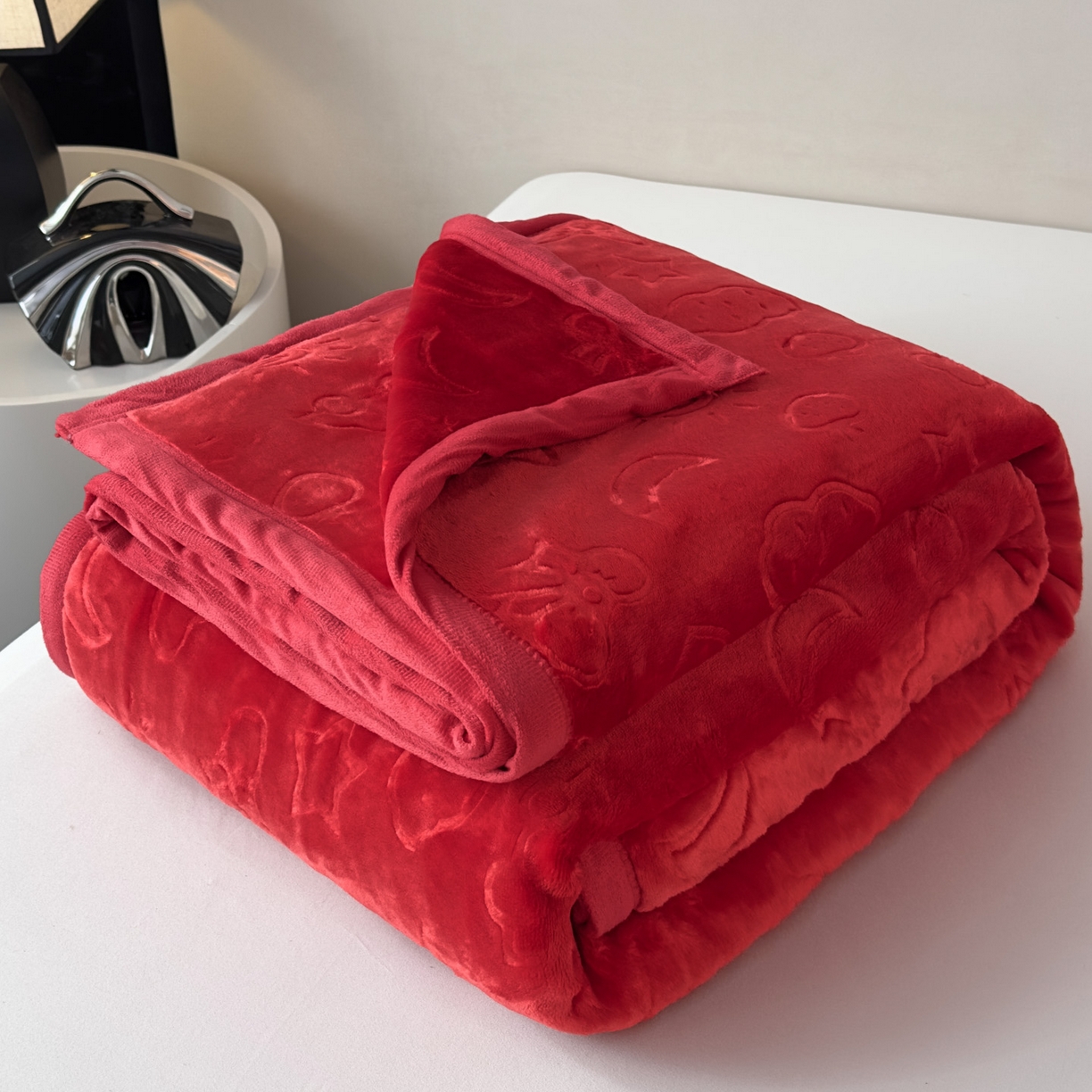 91家纺网 家纺一手货源 找家纺 （总）悦织湾家纺 2025新款加厚星星月岁云毯轻奢时尚毛毯盖毯四季毯被子跨境外贸出口直播热销款