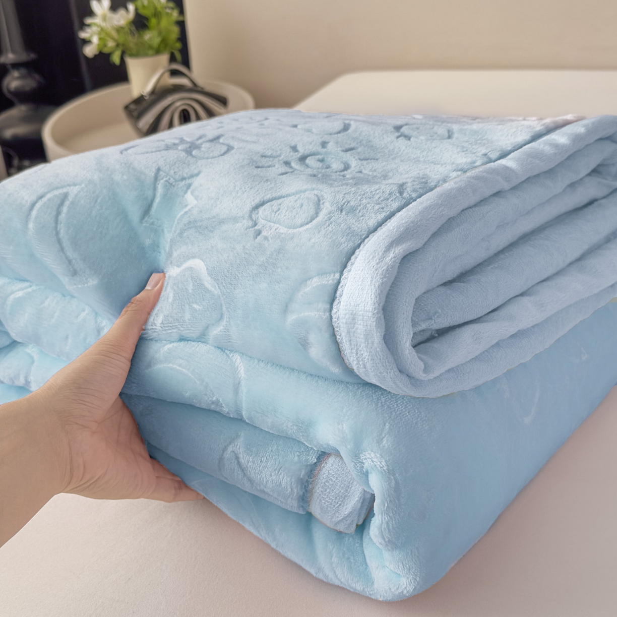 91家纺网 家纺一手货源 找家纺 悦织湾家纺 2025新款加厚星星月岁云毯轻奢时尚毛毯盖毯四季毯被子跨境外贸出口直播热销款 星星月岁云毯天兰