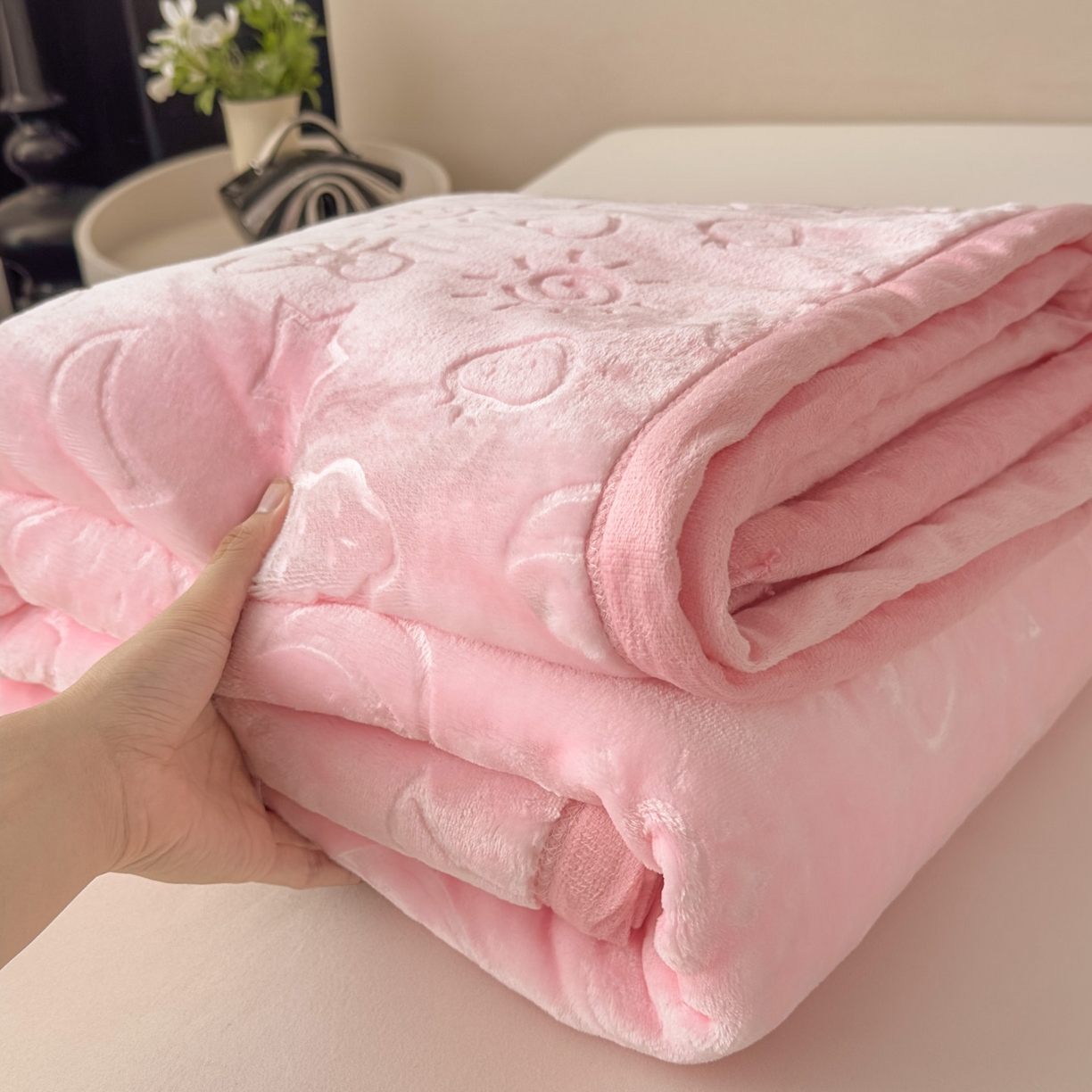 91家纺网 家纺一手货源 找家纺 悦织湾家纺 2025新款加厚星星月岁云毯轻奢时尚毛毯盖毯四季毯被子跨境外贸出口直播热销款 星星月岁云毯悠悠粉