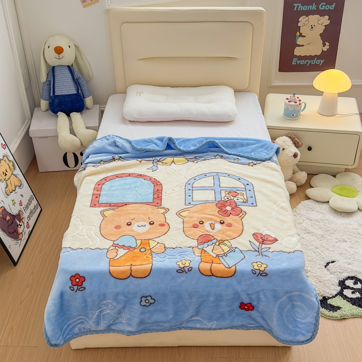 91家纺网 家纺一手货源 找家纺 悦织湾家纺 2025新款拉舍尔双层云绒童毯毯子卡通休闲沙发盖毯毛毯儿童婴幼儿宝宝小毯子 可爱小熊12#蓝