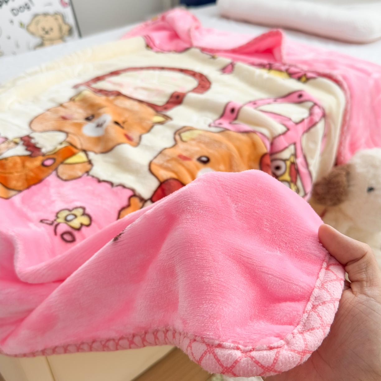91家纺网 家纺一手货源 找家纺 悦织湾家纺 2025新款拉舍尔双层云绒童毯毯子卡通休闲沙发盖毯毛毯儿童婴幼儿宝宝小毯子 可爱小熊22#粉