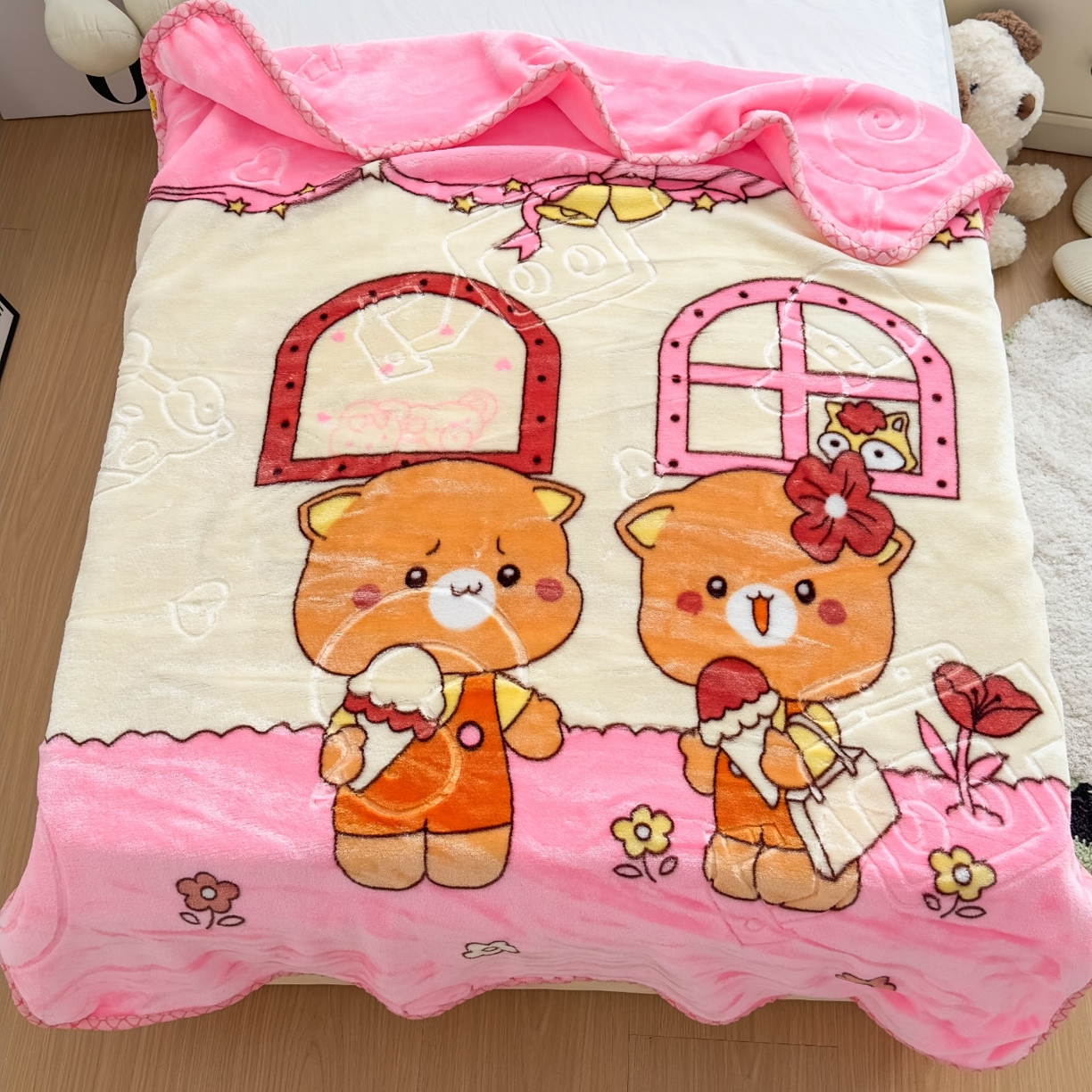 91家纺网 家纺一手货源 找家纺 悦织湾家纺 2025新款拉舍尔双层云绒童毯毯子卡通休闲沙发盖毯毛毯儿童婴幼儿宝宝小毯子 可爱小熊22#粉