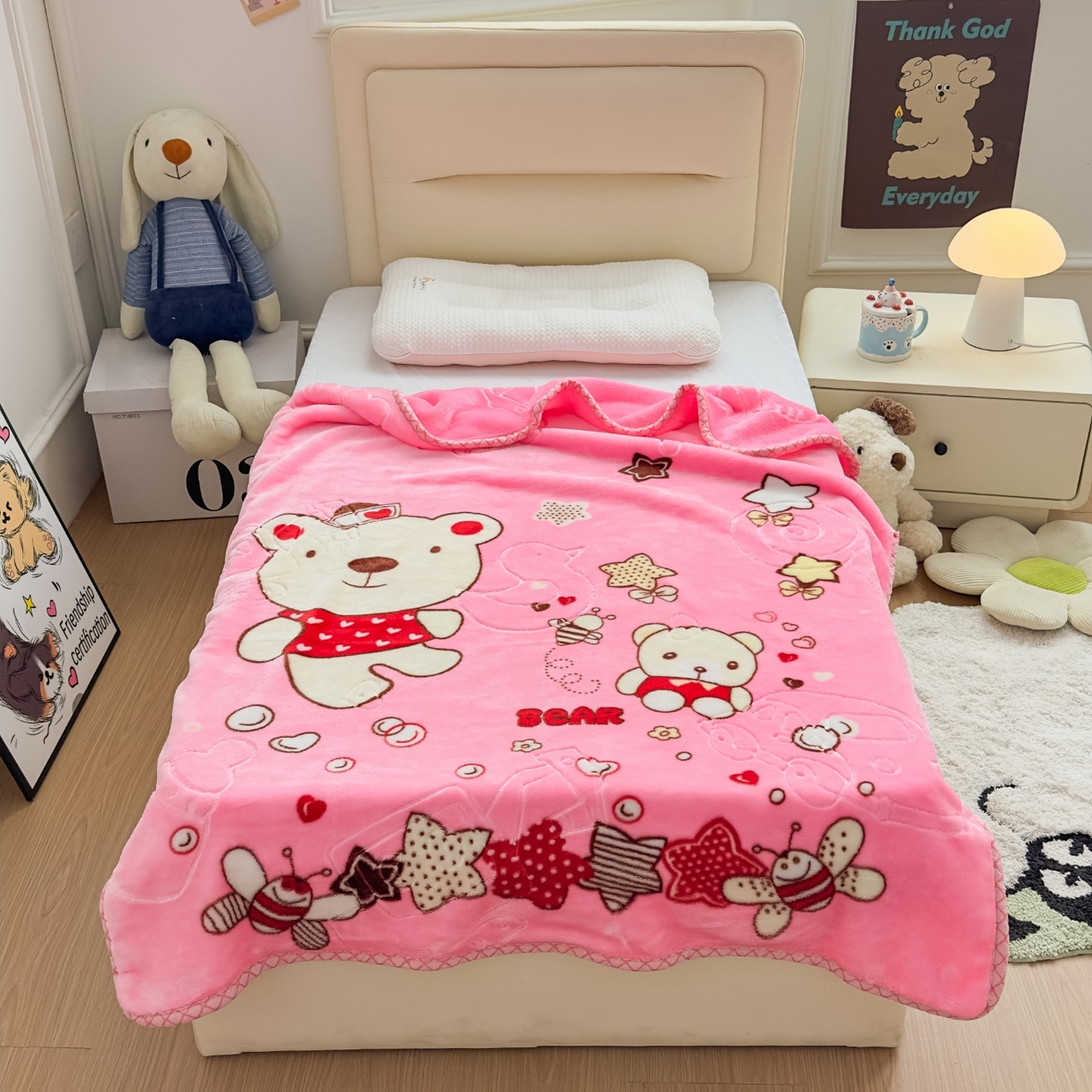 91家纺网 家纺一手货源 找家纺 悦织湾家纺 2025新款拉舍尔双层云绒童毯毯子卡通休闲沙发盖毯毛毯儿童婴幼儿宝宝小毯子 甜蜜生活9#粉