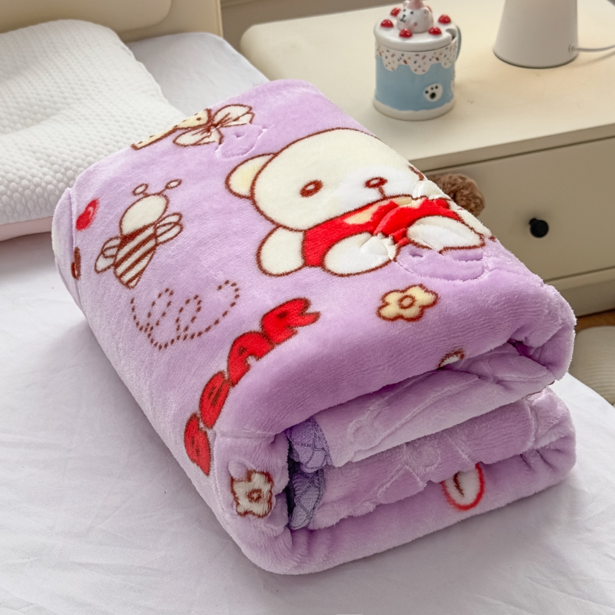 91家纺网 家纺一手货源 找家纺 悦织湾家纺 2025新款拉舍尔双层云绒童毯毯子卡通休闲沙发盖毯毛毯儿童婴幼儿宝宝小毯子 甜蜜生活23#紫色