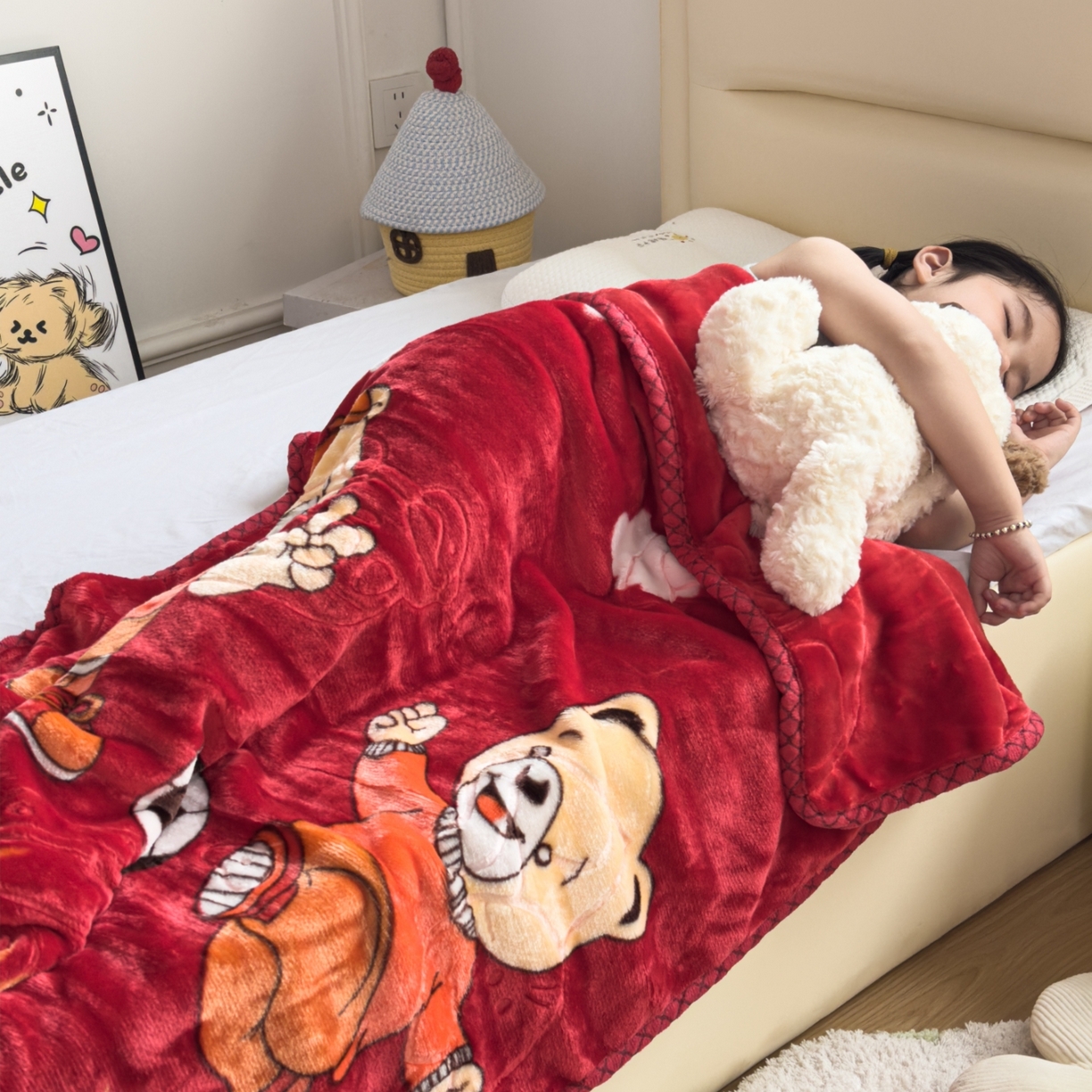 91家纺网 家纺一手货源 找家纺 悦织湾家纺 2025新款拉舍尔双层云绒童毯毯子卡通休闲沙发盖毯毛毯儿童婴幼儿宝宝小毯子 足球健将8#大红色