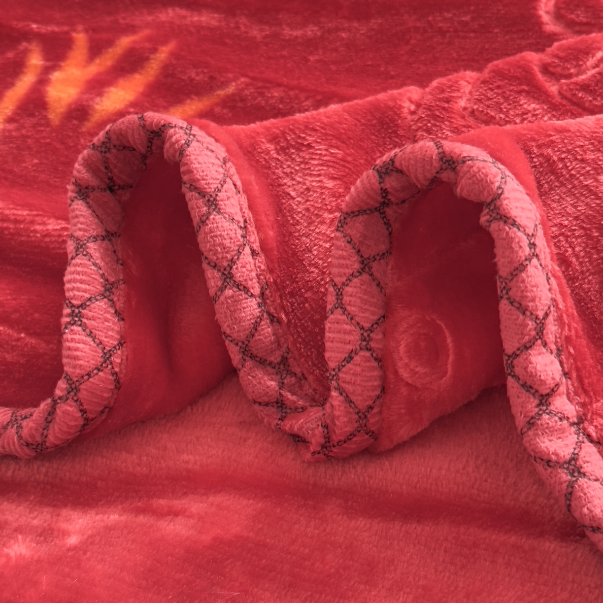 91家纺网 家纺一手货源 找家纺 悦织湾家纺 2025新款拉舍尔双层云绒童毯毯子卡通休闲沙发盖毯毛毯儿童婴幼儿宝宝小毯子 足球健将8#大红色