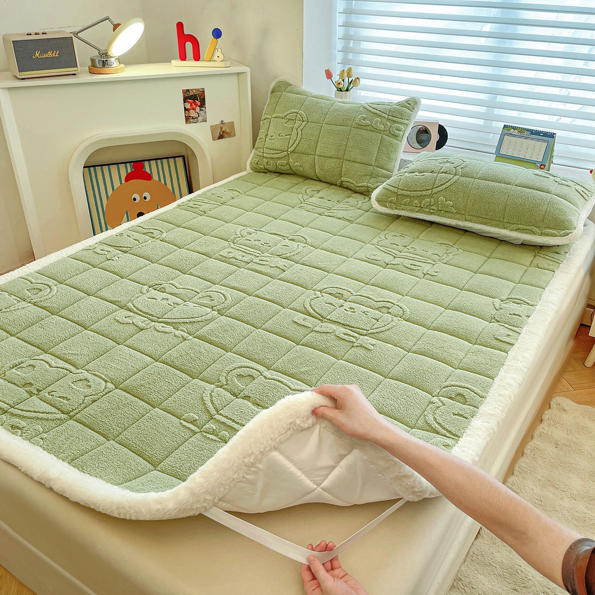 91家纺网 家纺一手货源 找家纺 予梦家纺 2025新款加厚塔芙绒床垫床褥床护垫（带卖点图和买家秀） 绅士熊 果绿