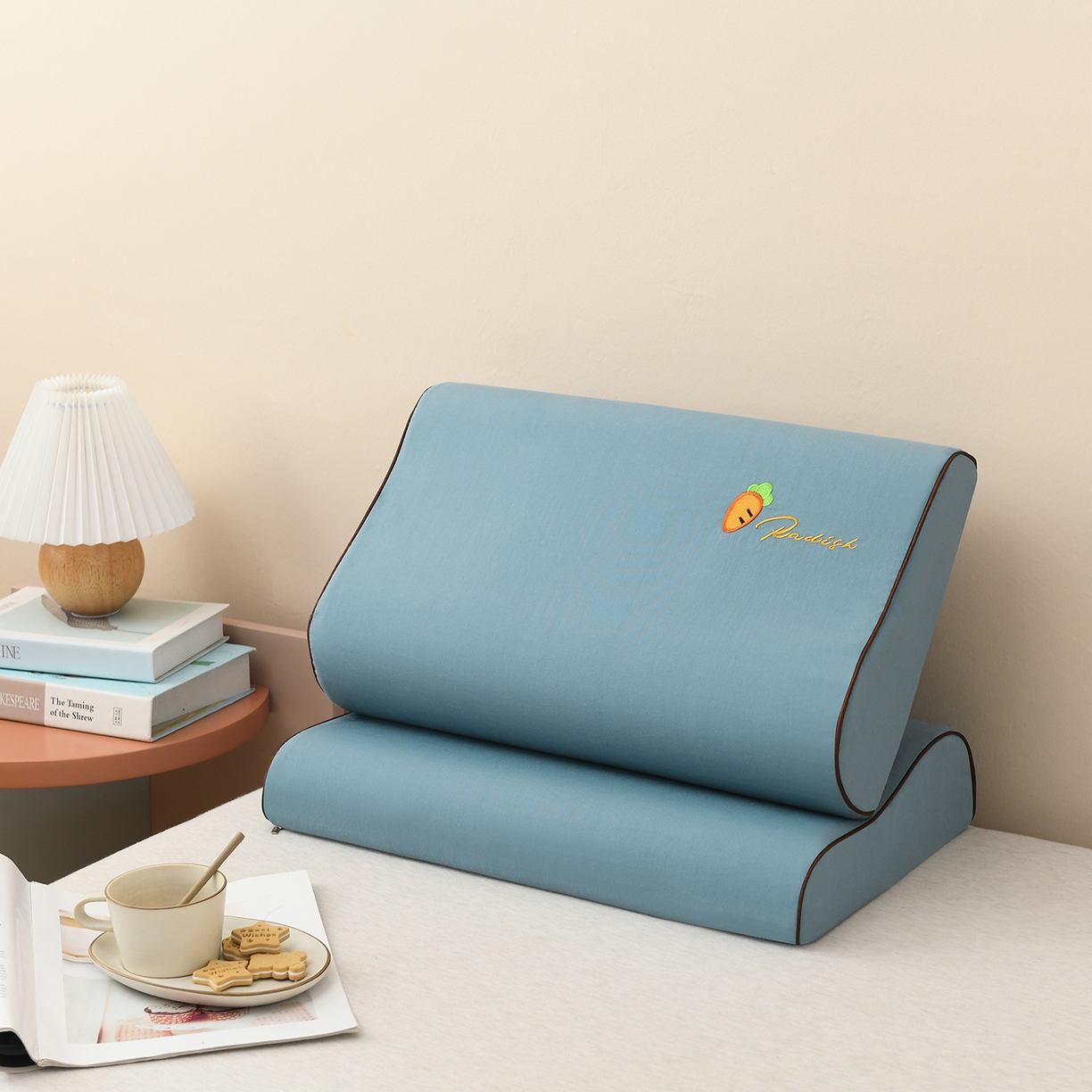 91家纺网 家纺一手货源 找家纺 小猫派 2025新款水洗棉枕套 蓝萝卜