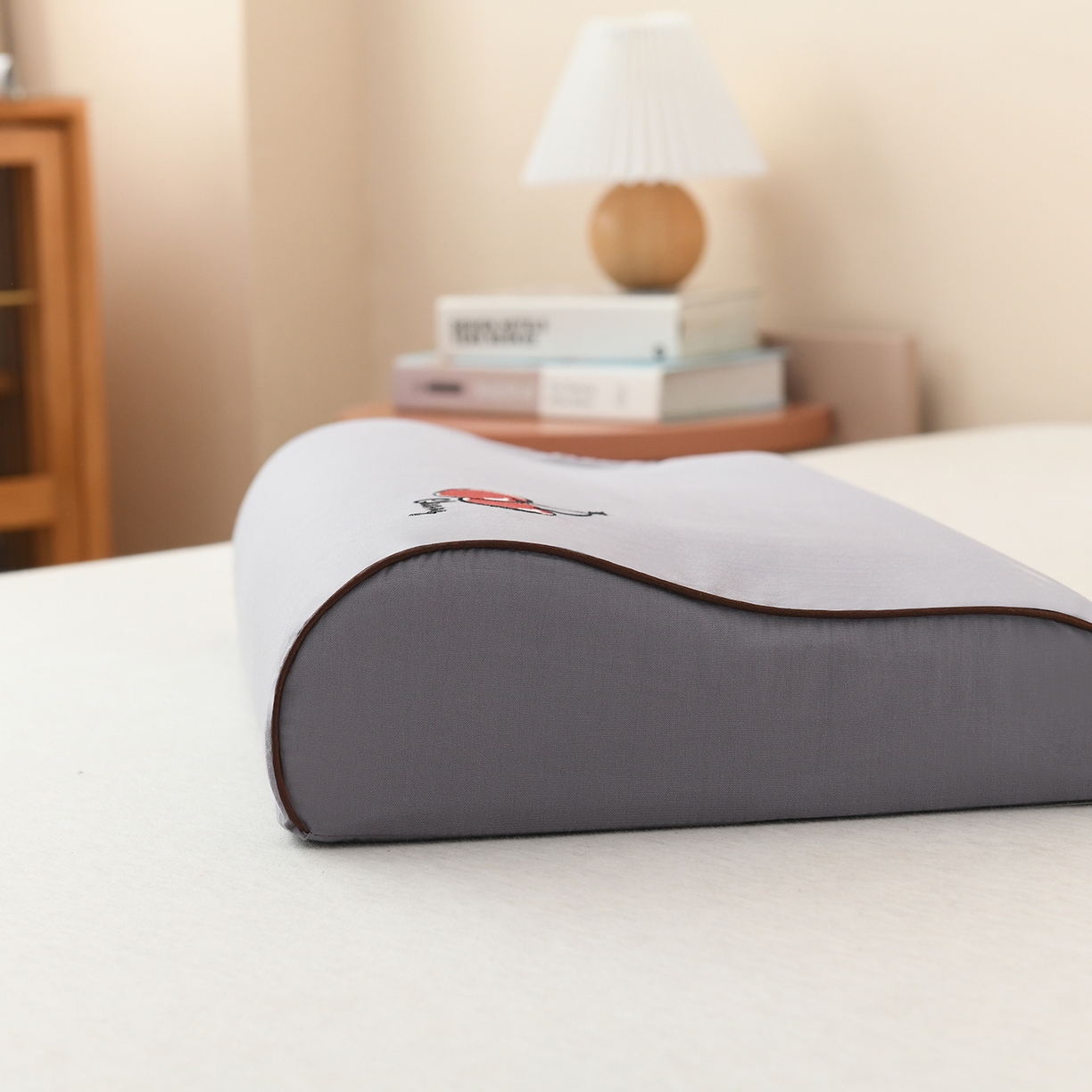 91家纺网 家纺一手货源 找家纺 小猫派 2025新款水洗棉枕套 灰樱桃