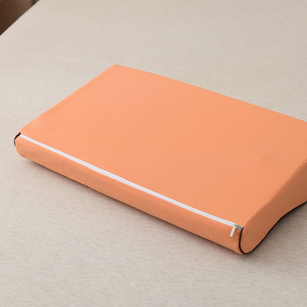 91家纺网 家纺一手货源 找家纺 小猫派 2025新款水洗棉枕套 桔色花束