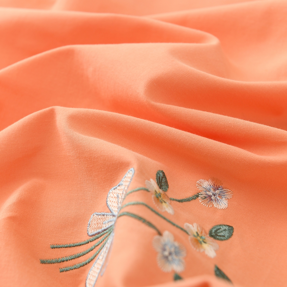 91家纺网 家纺一手货源 找家纺 小猫派 2025新款水洗棉枕套 桔色花束