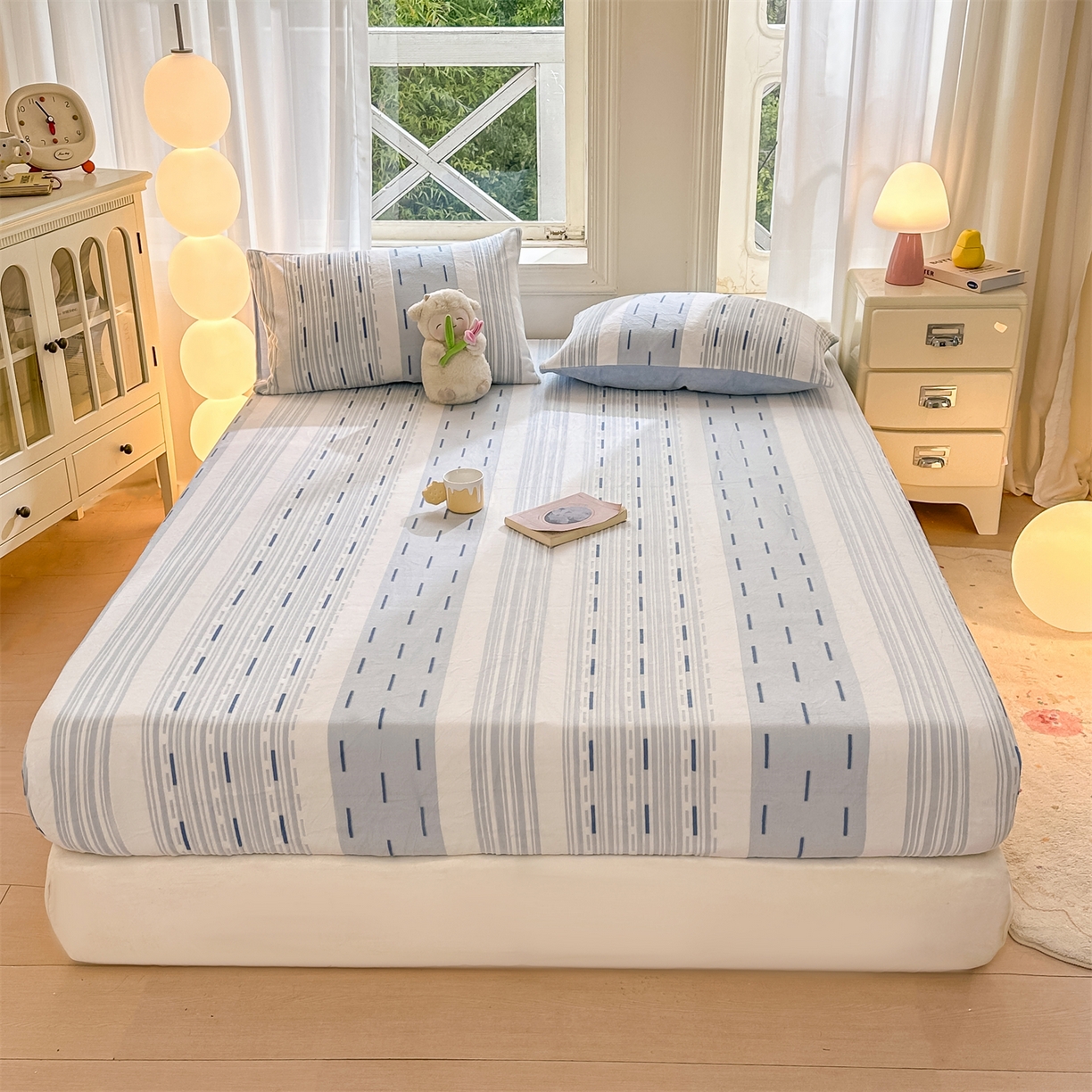 91家纺网 家纺一手货源 找家纺 灰鲸 2025新款立体雕花牛奶绒床笠 速写-蓝