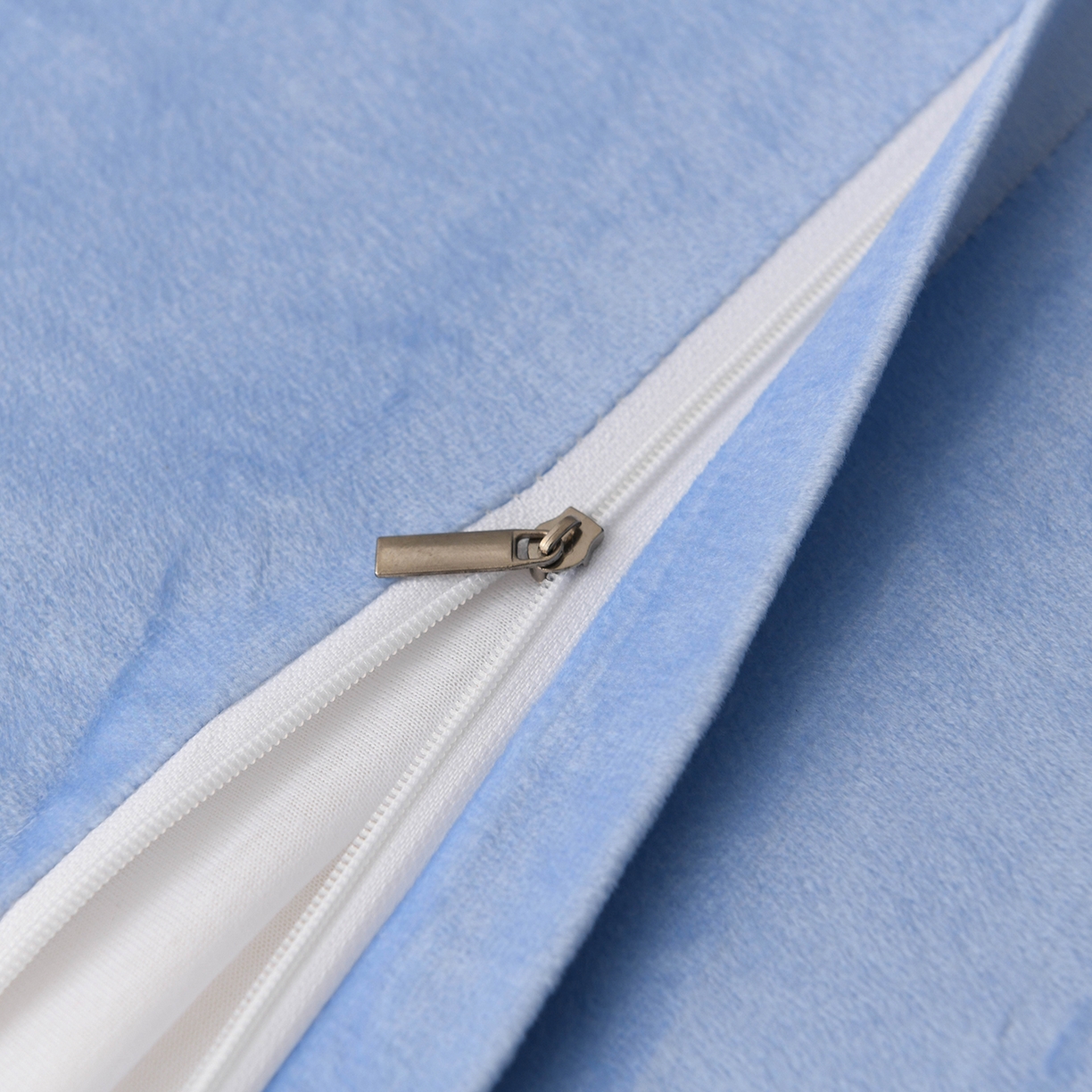 91家纺网 家纺一手货源 找家纺 小猫派 2025新款水晶绒12生肖枕套 鸡