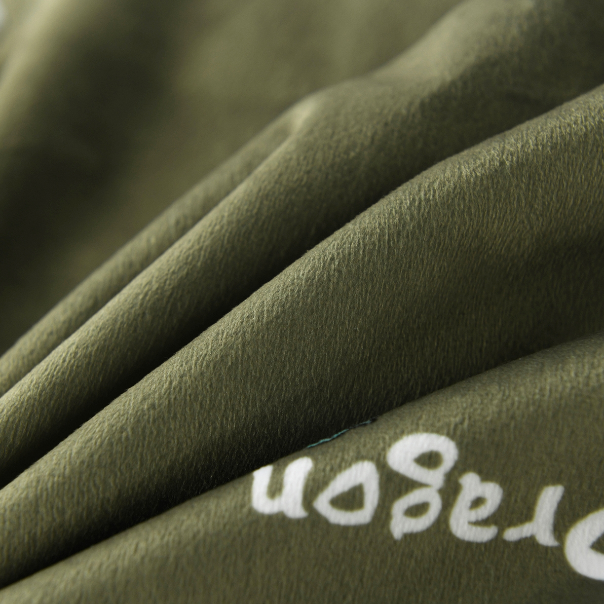 91家纺网 家纺一手货源 找家纺 小猫派 2025新款水晶绒12生肖枕套 龙