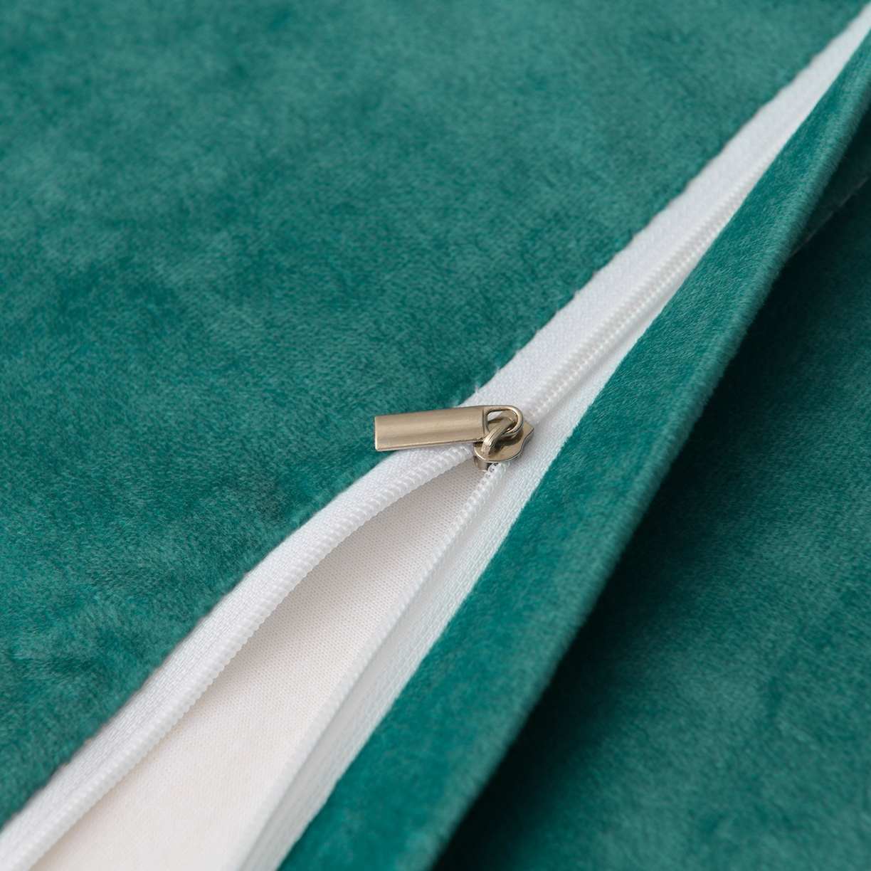 91家纺网 家纺一手货源 找家纺 小猫派 2025新款水晶绒12生肖枕套 马