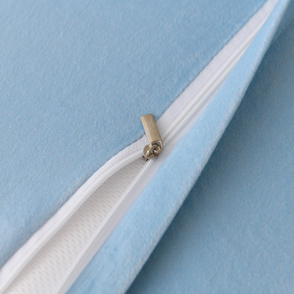 91家纺网 家纺一手货源 找家纺 小猫派 2025新款水晶绒12生肖枕套 美人鱼