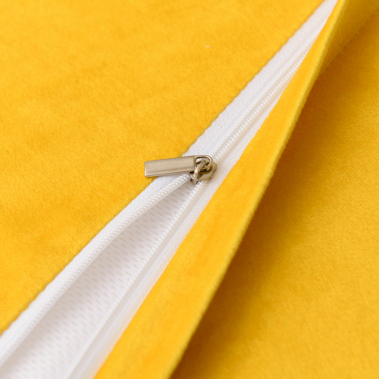 91家纺网 家纺一手货源 找家纺 小猫派 2025新款水晶绒12生肖枕套 牛