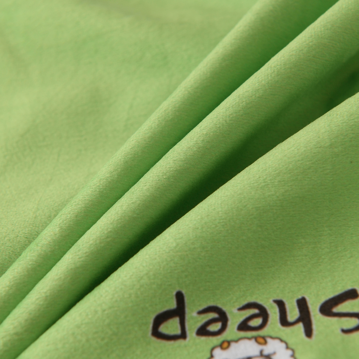 91家纺网 家纺一手货源 找家纺 小猫派 2025新款水晶绒12生肖枕套 羊