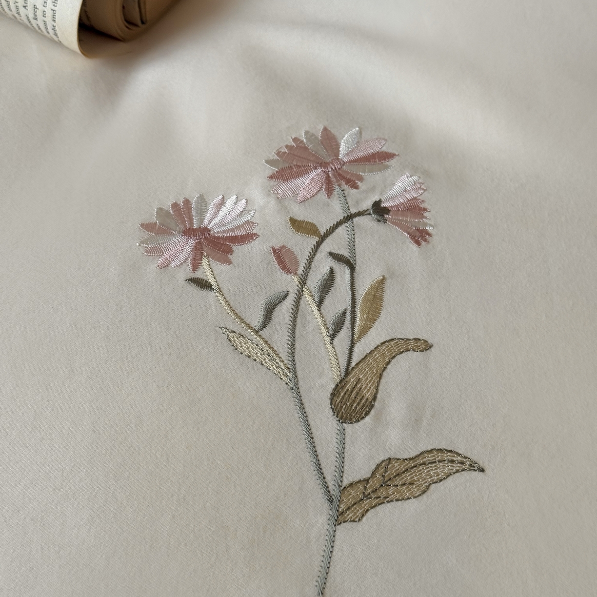 91家纺网 家纺一手货源 找家纺 佳汐蓝家纺 2025秋冬新款磨毛四件套系列 芙莉雅