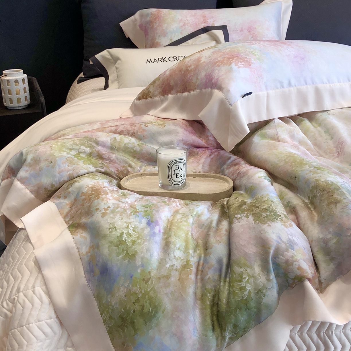 91家纺网 家纺一手货源 找家纺 佳汐蓝家纺 2025新款奶基米磨毛四件套系列 初恋-樱落粉