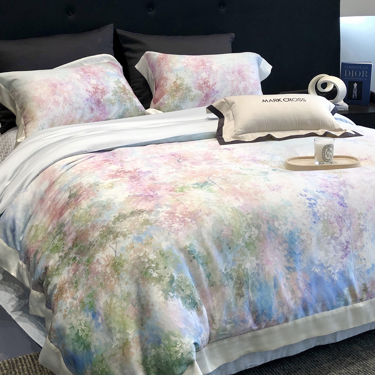 91家纺网 家纺一手货源 找家纺 佳汐蓝家纺 2025新款奶基米磨毛四件套系列 初恋-风车蓝