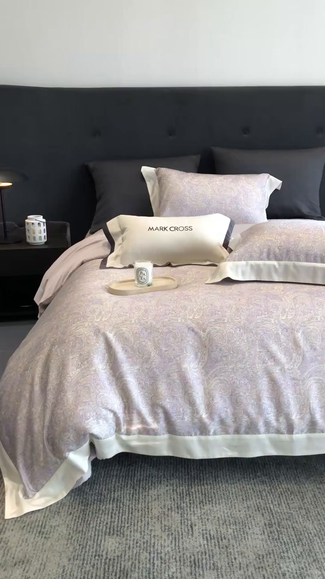 91家纺网 家纺一手货源 找家纺 佳汐蓝家纺 2025新款奶基米磨毛四件套系列 幻夜巴比伦-香槟绿